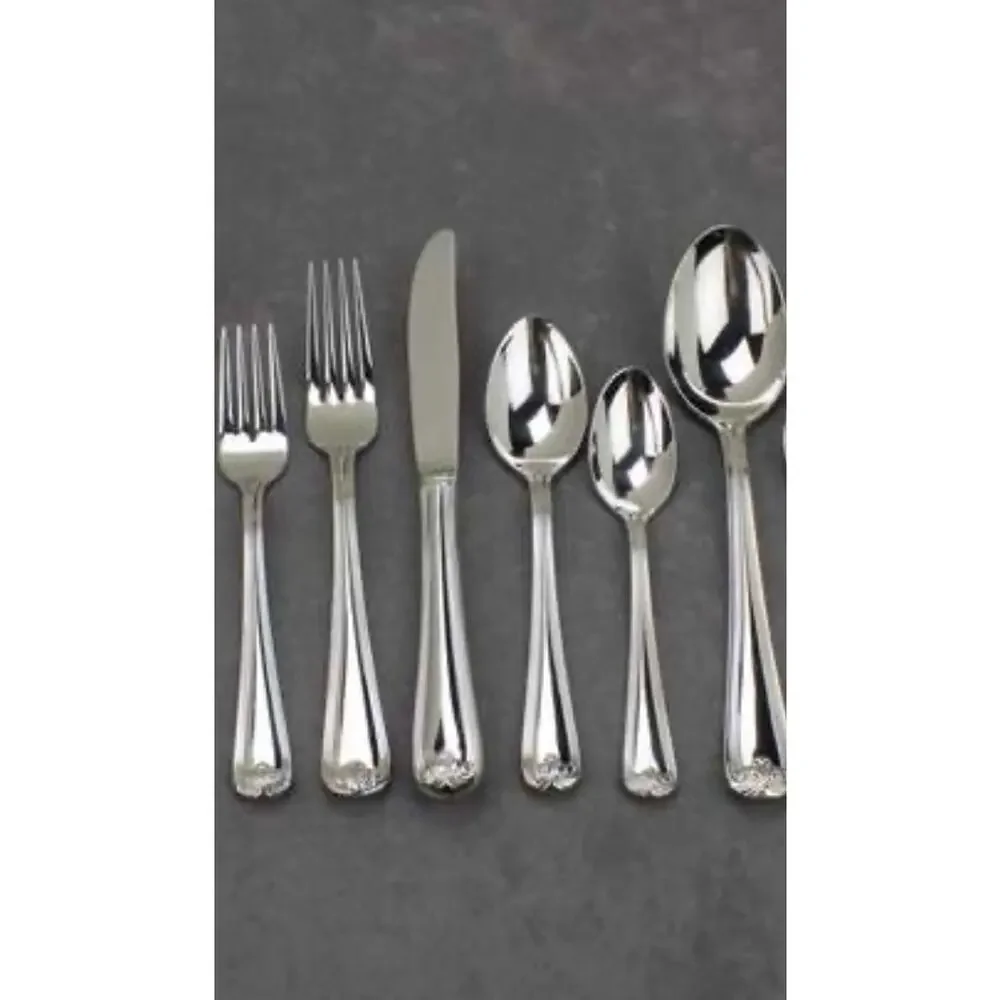 Gorgeous Gorham WINFIELD Stainless 18/8 Flatware - 32 Piece Set